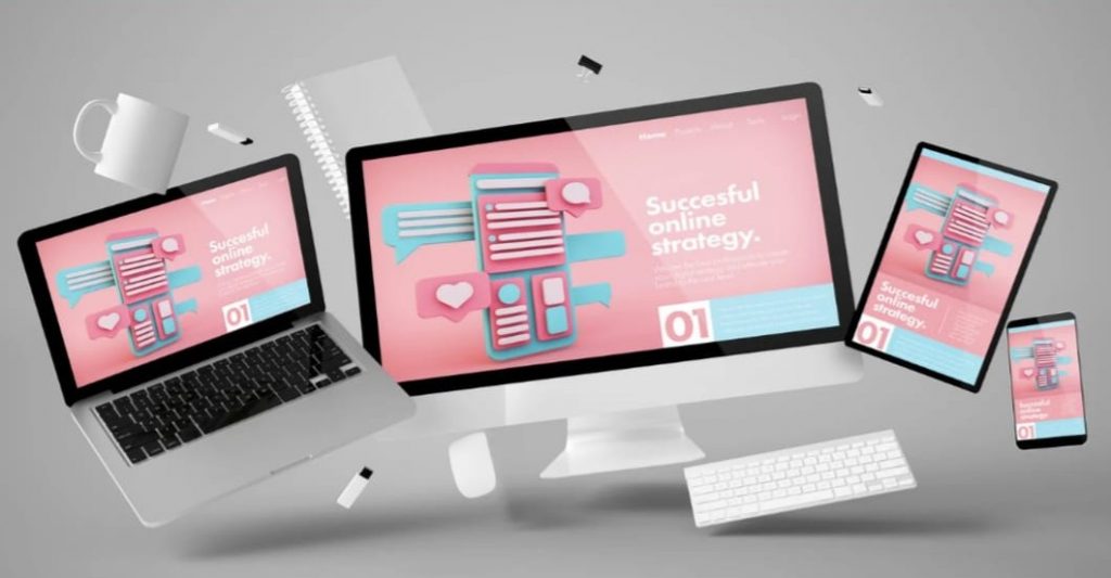 Conception de site web responsive affiché sur un ordinateur, une tablette, un smartphone et un ordinateur portable.